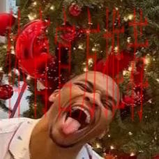 奎塔持球杀入内线双手砸扣，扣篮完成前还吐出舌头庆祝